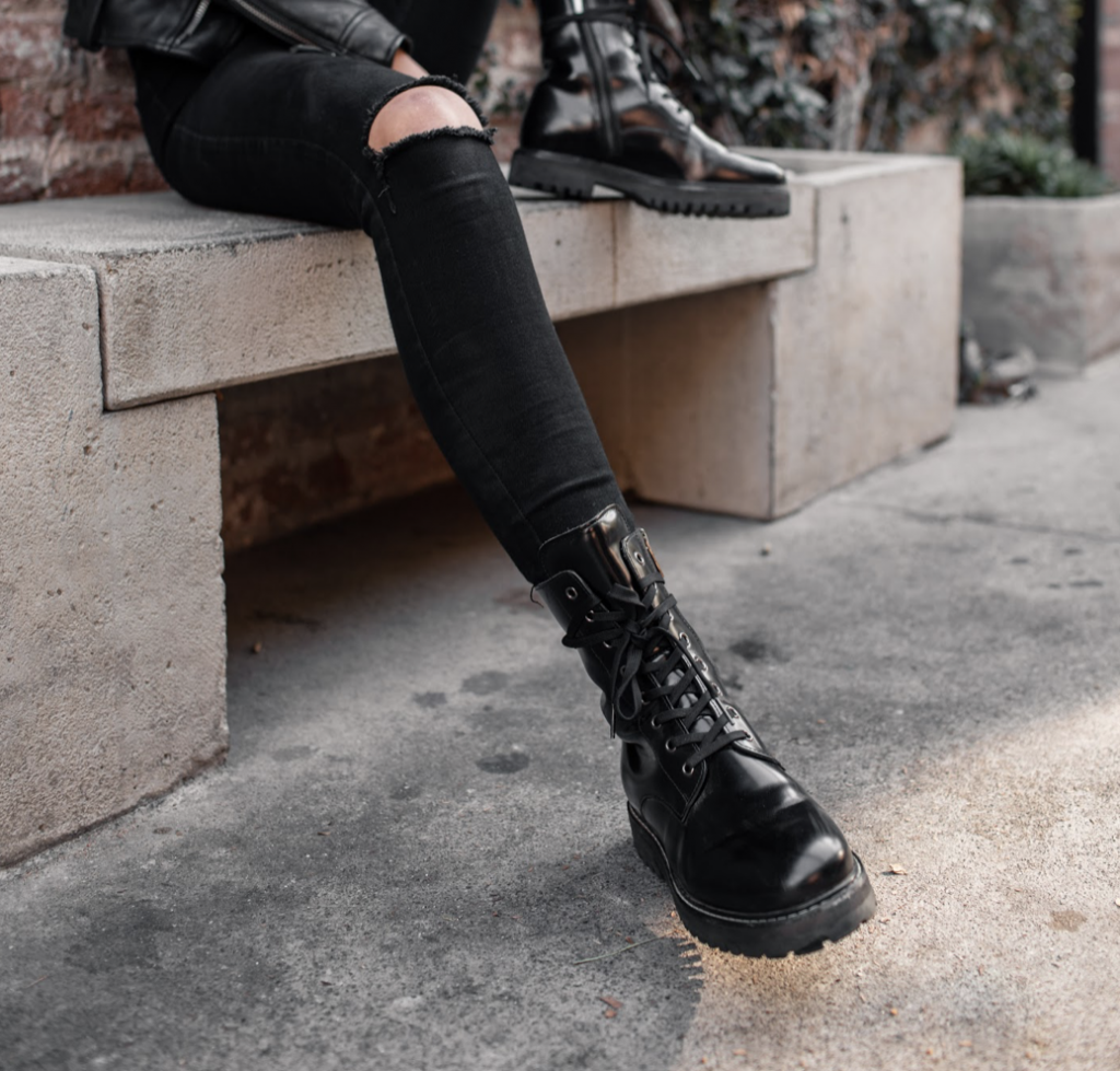 Step by Step Guide: How to Wear Combat Boots with Skinny Jeans - BootPicks